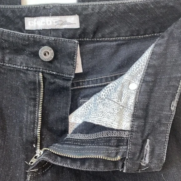 Chico’s Platinum Black Denim 5 Pocket Mid-Rise Straight Leg Jeans Chico Sz .5=6 - Picture 8 of 9